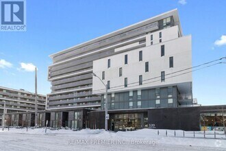 Building Photo - 120-120 Varna Dr
