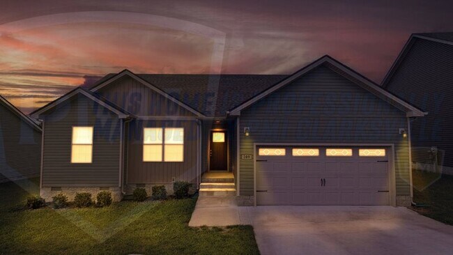 Building Photo - 209 Geneva Ln