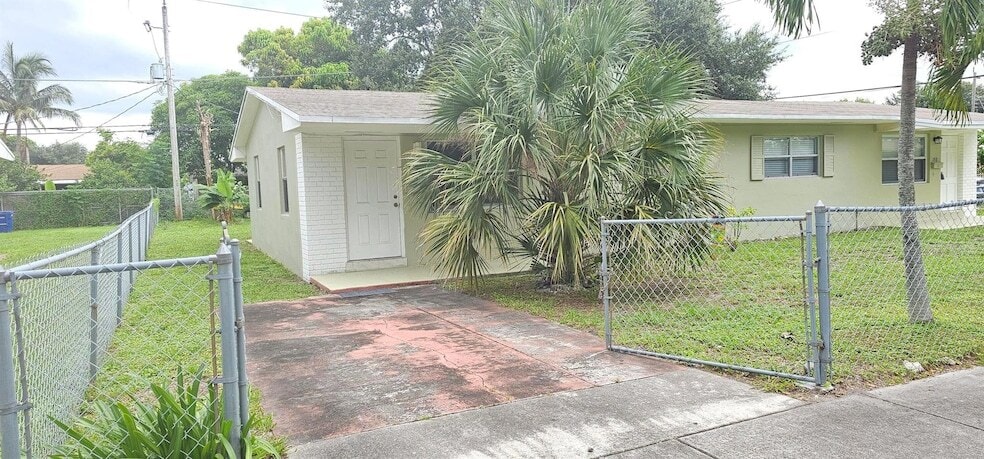 Foto principal - 151 NE 185th Terrace