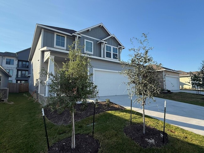 Building Photo - 13308 Riding Dr