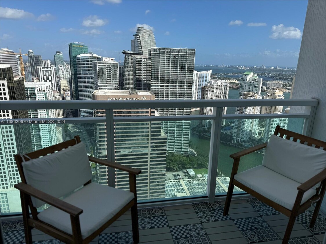 Foto principal - 950 Brickell Bay Dr