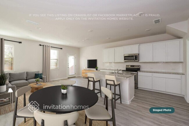 Foto del edificio - 6411 Blue Trl