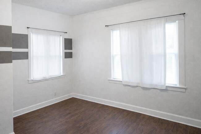 Foto del edificio - 1221-8TH