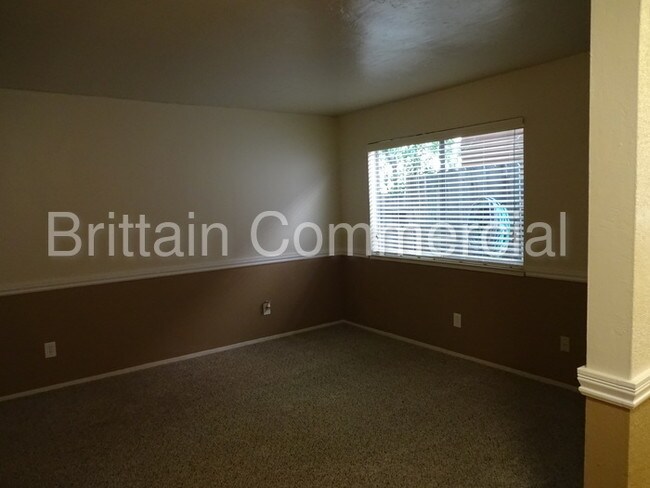 Building Photo - 1722 3rd St
