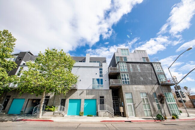 Foto del edificio - 969 Sigsbee St