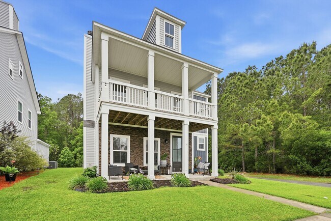 Foto del edificio - Like New Home For Lease in Rice Creek!