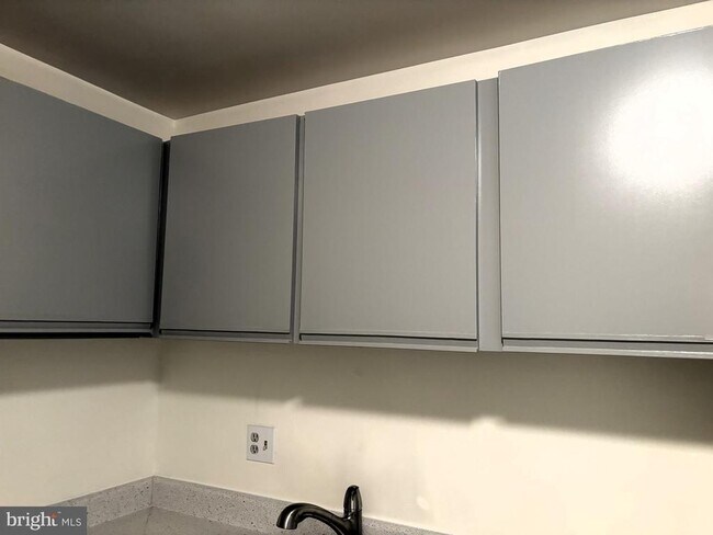 Building Photo - 19062 Mills Choice Rd