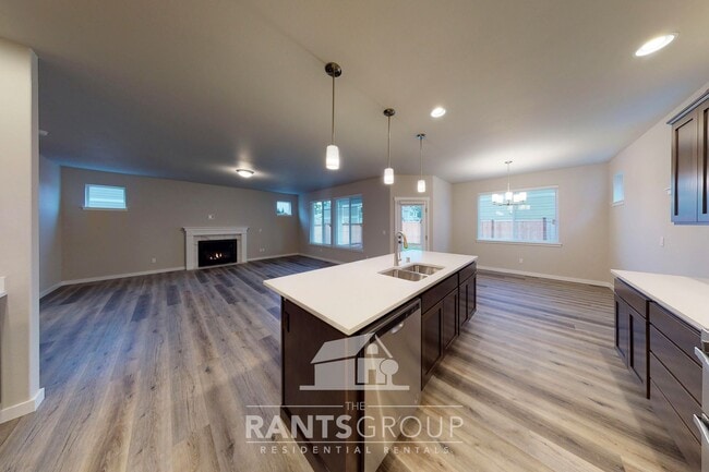 Foto del edificio - Easy freeway access! Newer subdivision!