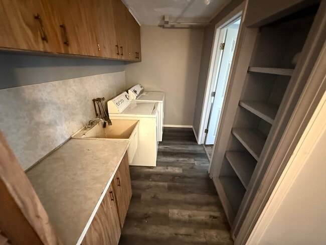 Building Photo - Four Bedroom, Two Plus Bathroom House in Morley with a View