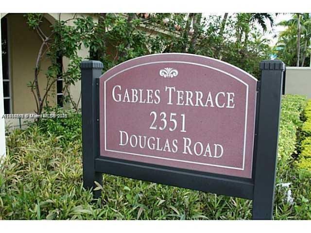Primary Photo - 2351 Douglas Rd