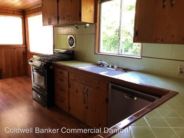 Foto del edificio - 9024 29th St W