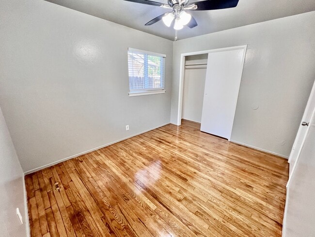 Foto del edificio - $1,895 West & Gettysburg, 3 Bedroom Home -...
