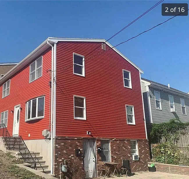 Building Photo - 78 Gano St
