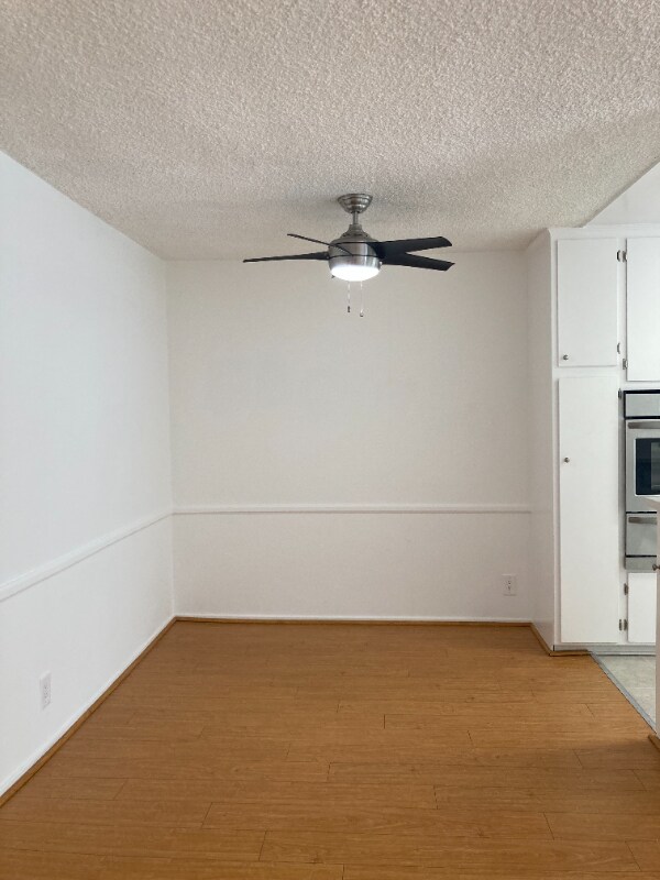 Foto del edificio - 925 S Barrington Ave
