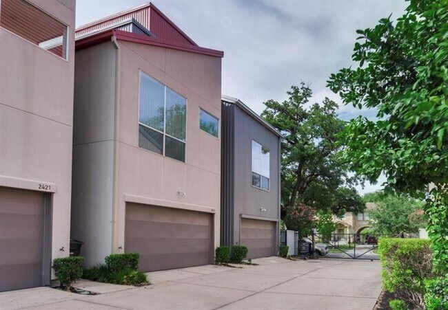Foto del edificio - 2423 Wentworth St
