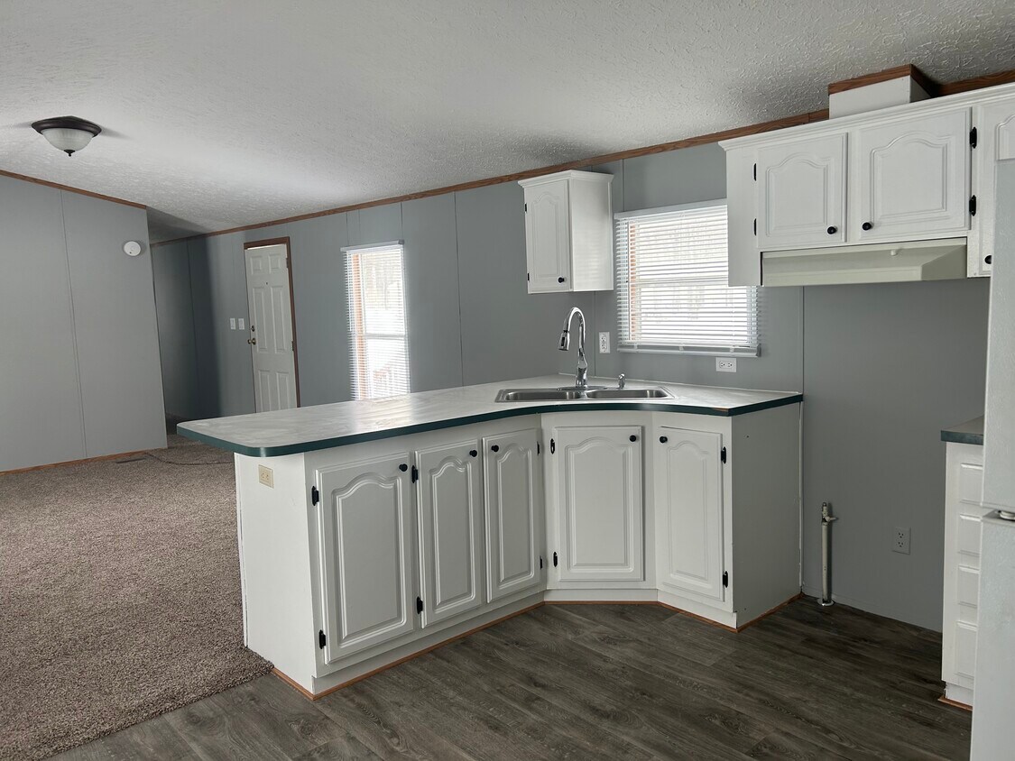 2425 Pajot Rd, Kawkawlin, MI 48631 House Rental in Kawkawlin, MI