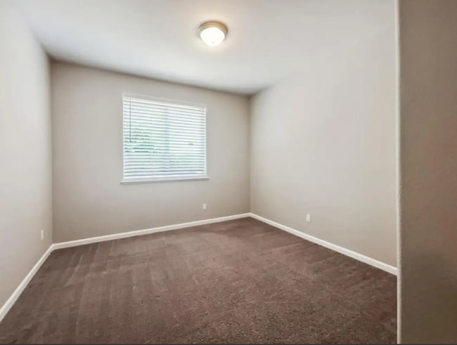 Building Photo - 8618 Litz Brothers Wy