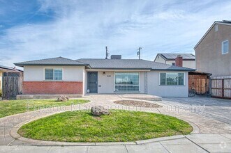 Building Photo - 245 Minnewawa Ave