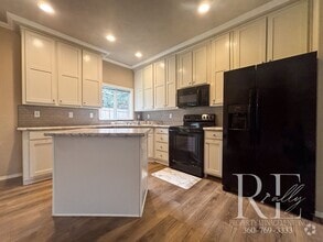 Building Photo - 9004 147th St Ct NW