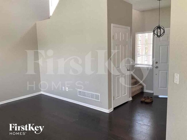 Building Photo - 24620 E Wyoming Cir