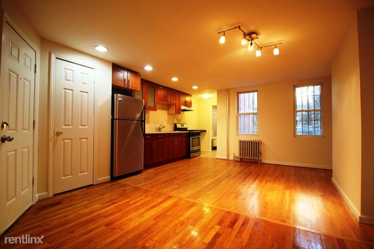 Building Photo - 593 Marcy Ave