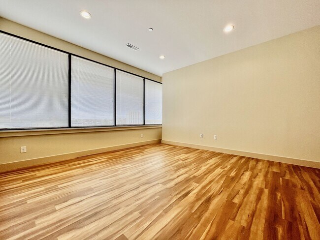 Foto del edificio - Terrace Flats