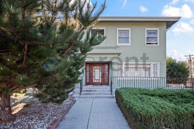 Building Photo - 1001 MacArthur Blvd