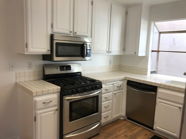 Foto del edificio - 4344 Willow Glen St