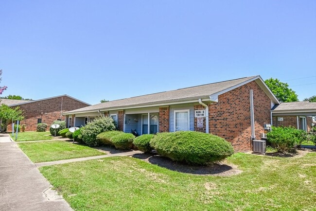 Building Photo - 576 Ellen Powell