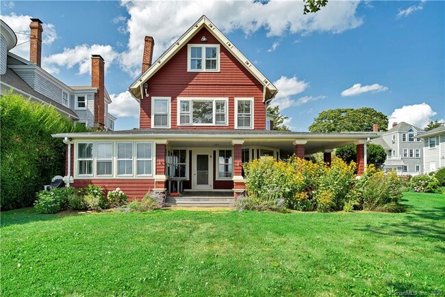 Building Photo - 2 Crescent Bluff Ave