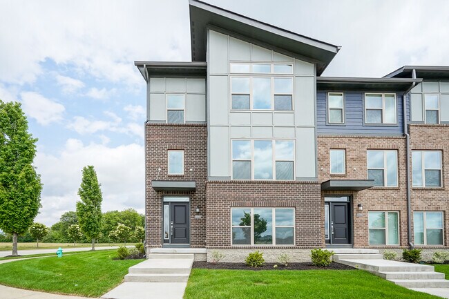 Building Photo - 13349 Minden Dr