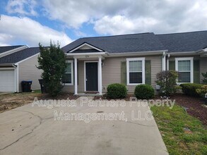Building Photo - 1234 Longpoint Dr