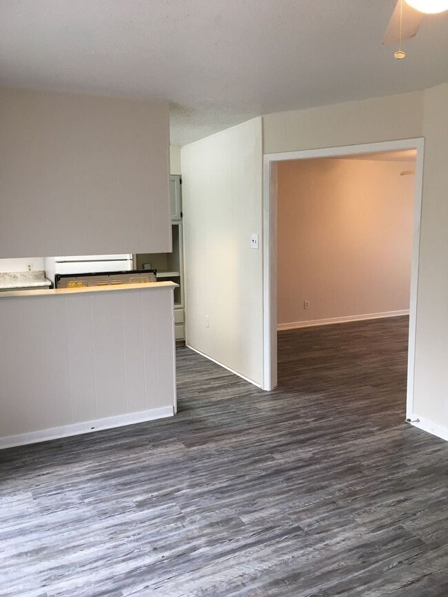 Foto del edificio - COMING SOON!