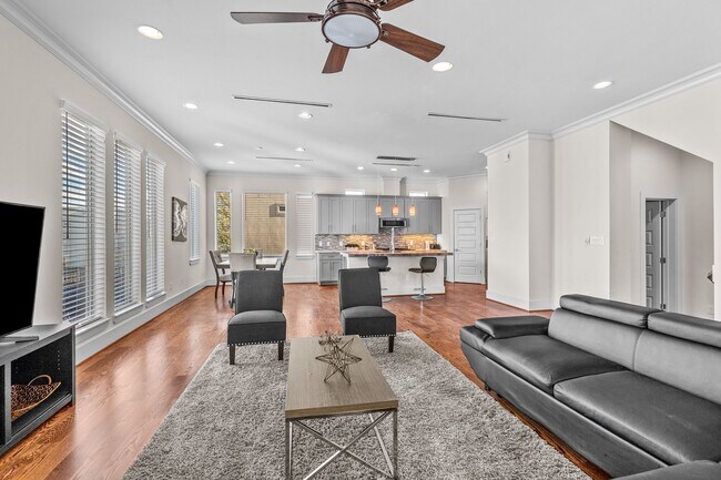 Foto del edificio - 4831 Chenevert St