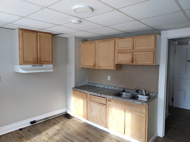 Building Photo - 86 Santee St