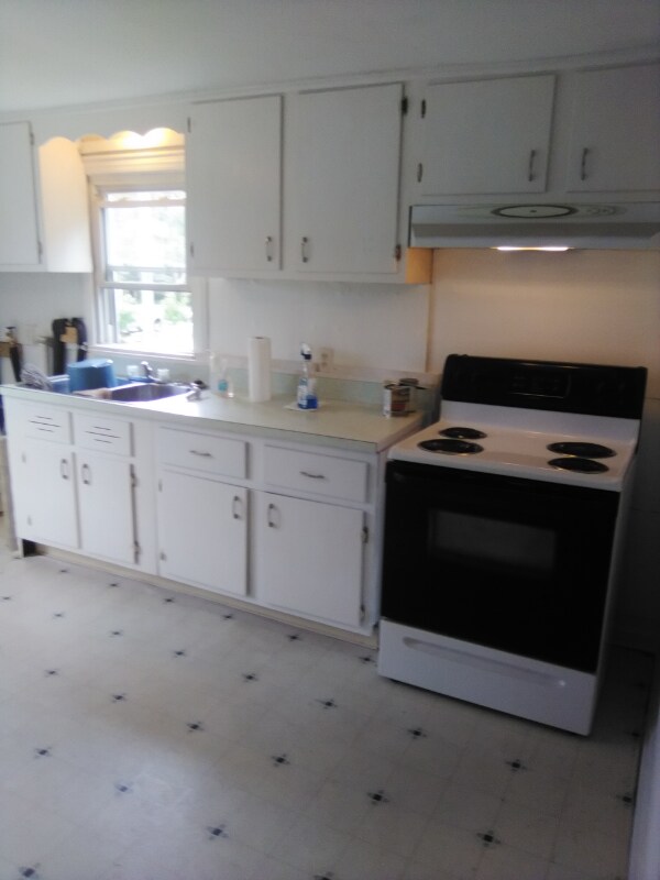 643 1/2 Adams Ave, Huntington, WV 25701 House Rental in Huntington