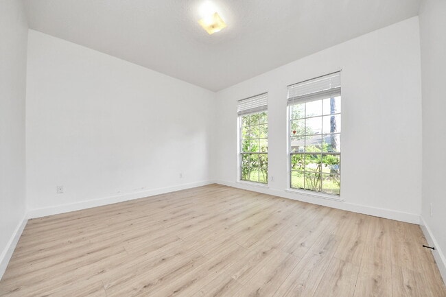 Photo - Spacious 4-Bedroom Home with Private Office & Room for Everyone!