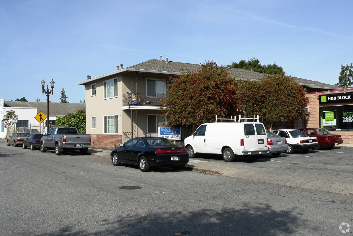 Foto del edificio - 137 5th Ave