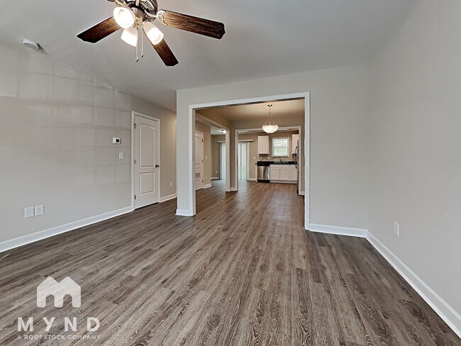 Foto del edificio - 334 Corban Ave SW