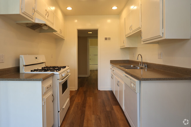 Interior Photo - El Cortez Apartments