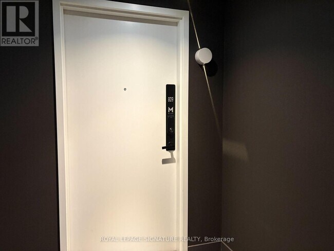 Photo du bâtiment - 3883 Quartz Rd