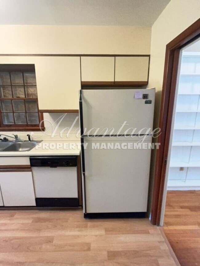 Foto del edificio - Newly Renovated Home - East Memphis