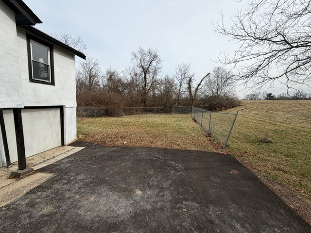 Building Photo - 10272 Burlington Rd