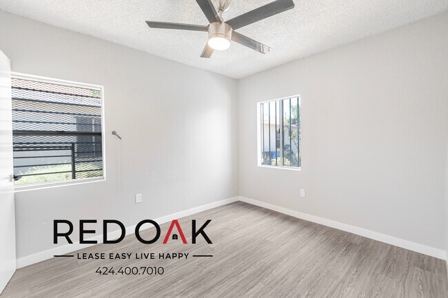 Foto del edificio - 1182 E 52nd St