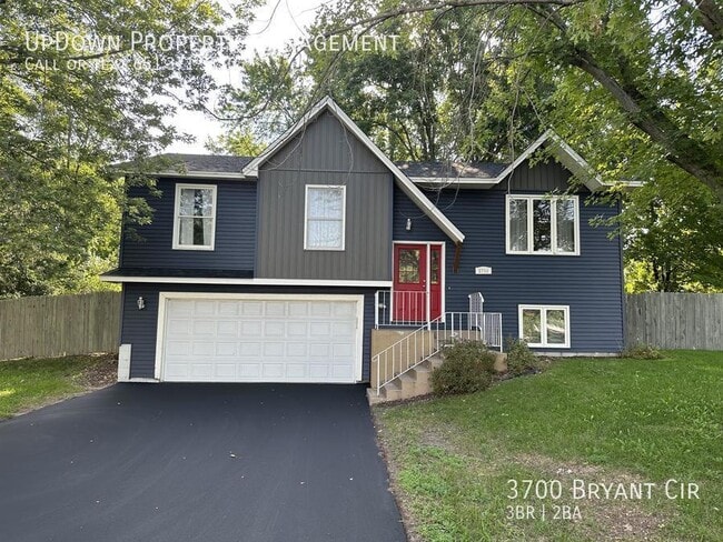 Building Photo - 3700 Bryant Cir