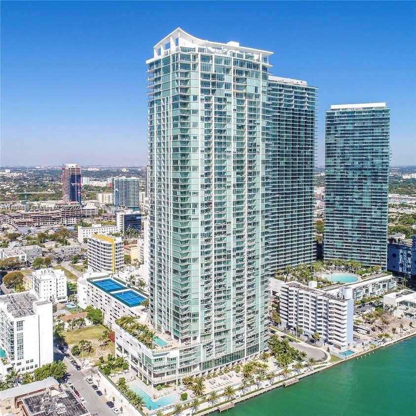 Photo - 2900 NE 7th Ave (Miami, FL)