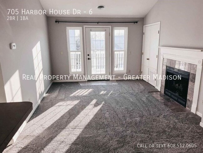 Building Photo - 705 Harbor House Dr