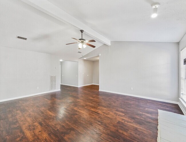 Building Photo - 4139 Scone St