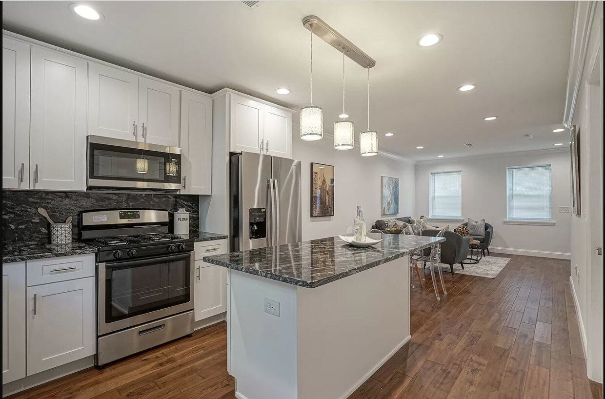 Foto principal - 2630 E Harold St