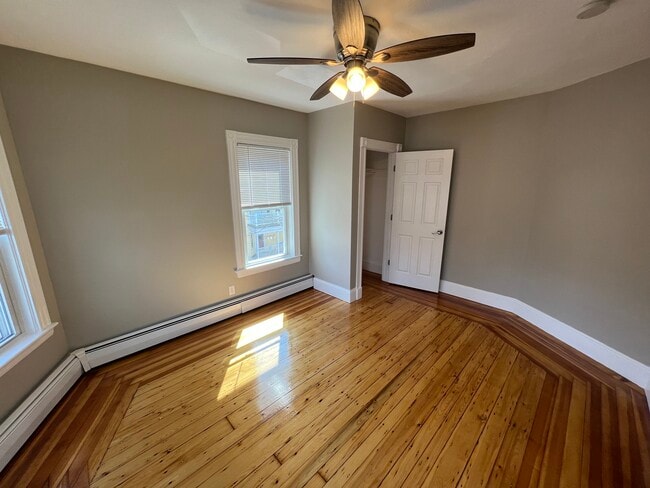 Foto del edificio - 8 Gilson Ter